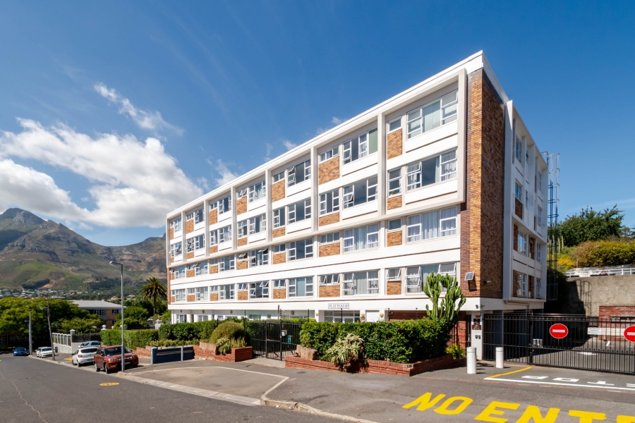 To Let 2 Bedroom Property for Rent in Gardens Western Cape